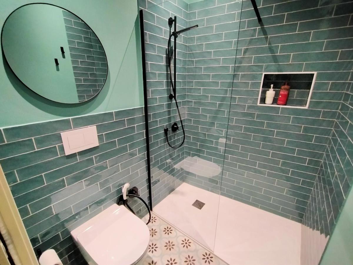 Sonnino Suite Jacuzzi Apartment บารี ภายนอก รูปภาพ